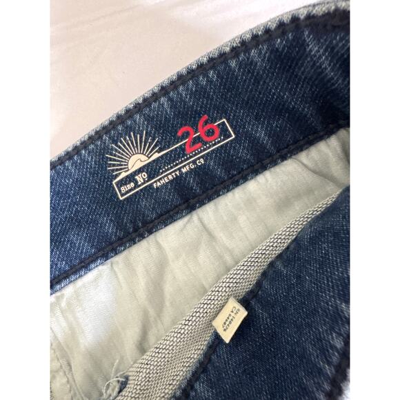 FAHERTY Stretch Terry Patch Pocket Short Riverton Blue Size 26 NWT - Picture 4 of 7